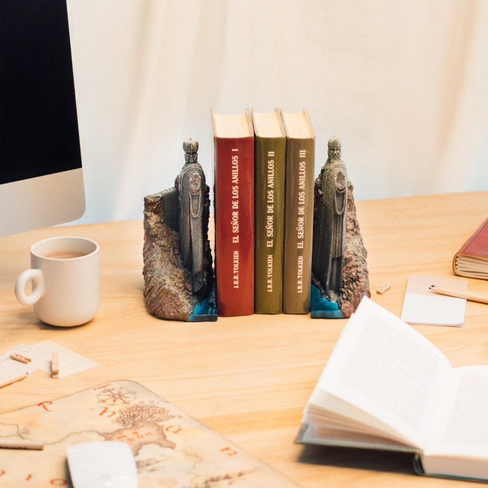 Situation Serre-livres Statues d'Argonath